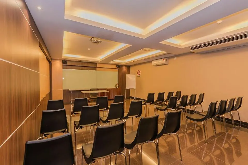 **  Hotel Zamburger Cheese Melaka Malaysia